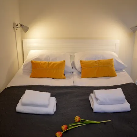 Cracow 公寓式酒店 3*