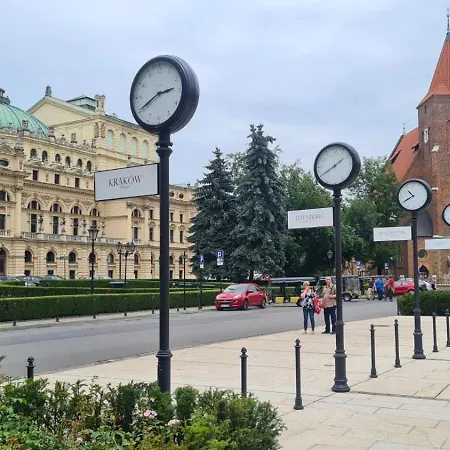 Cracow アパートホテル クラクフ