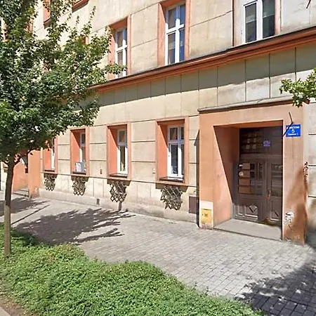 Cracow 3* クラクフ